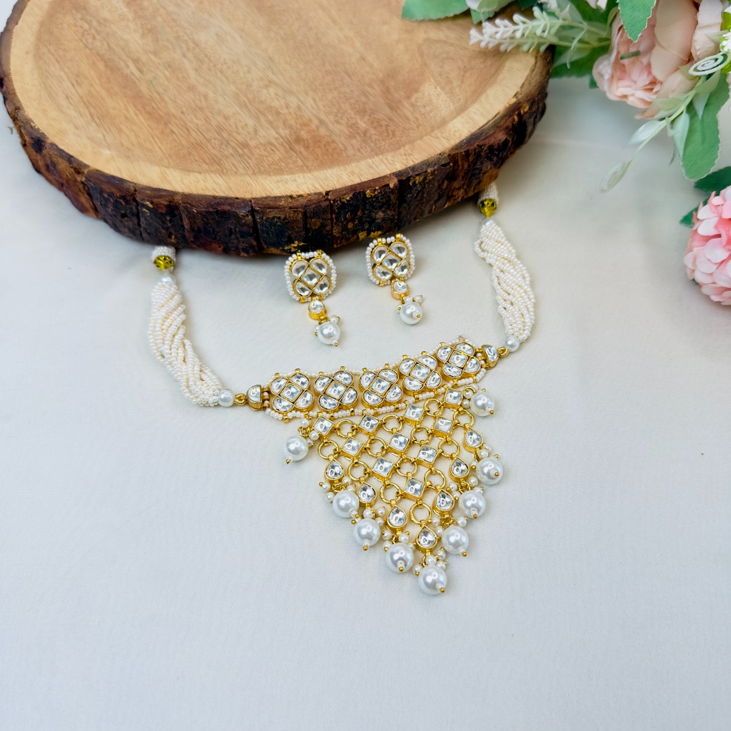Pachi Kundan Choker Set