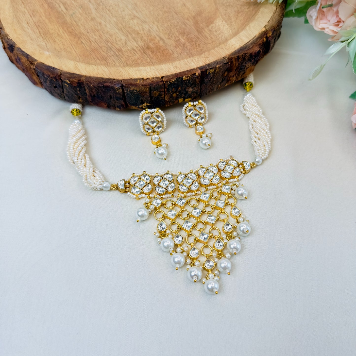 Pachi Kundan Choker Set