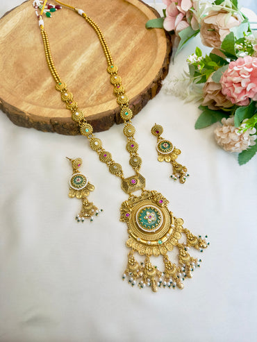 Heritage Log Necklace Set 3