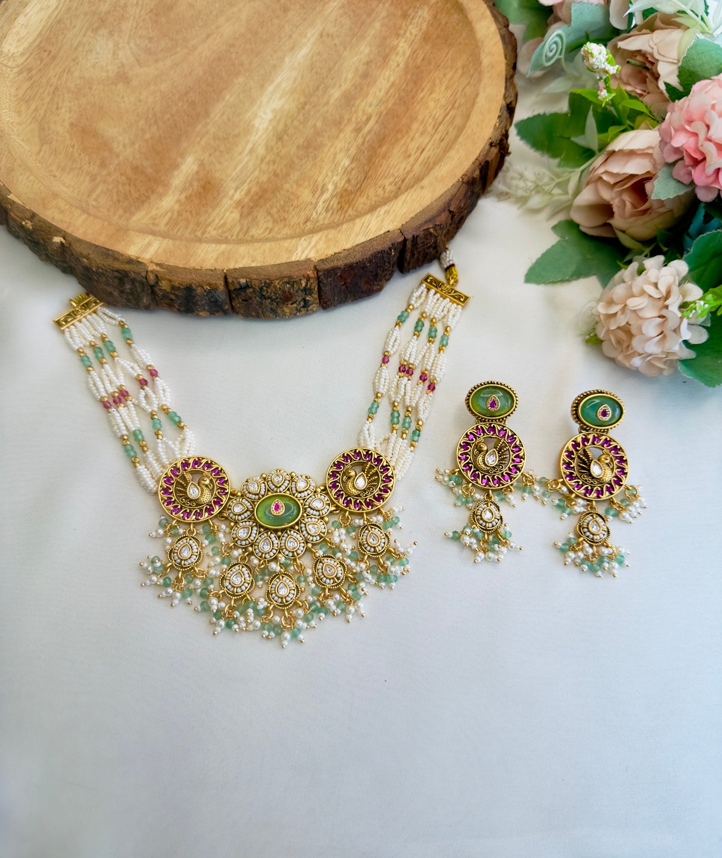 Sleek Intricate Design Rajwadi Necklace Set