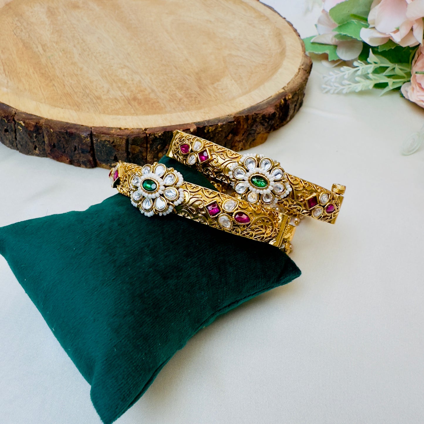Five Jhumki Rajwadi Bangles set