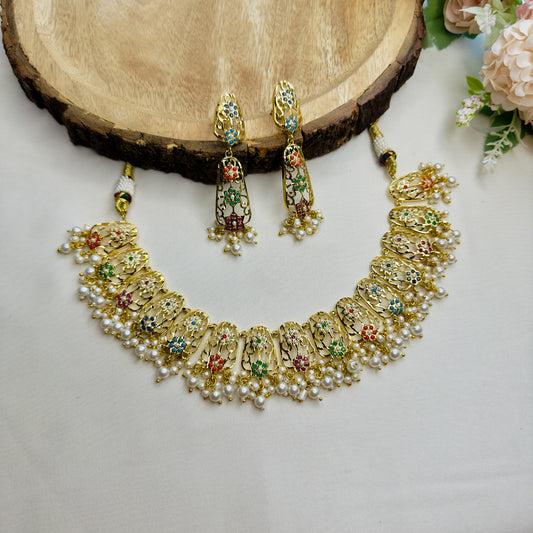 Jadau Intricate Design Necklace Set
