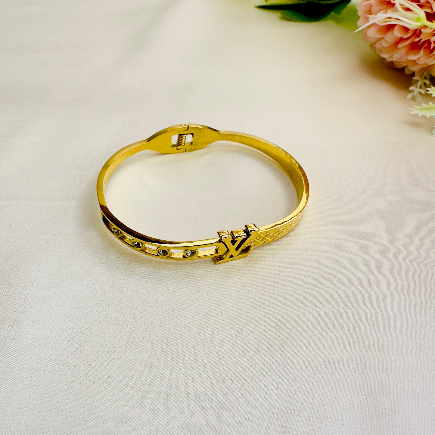 Tarnish Free Brand Inspired Bracelet