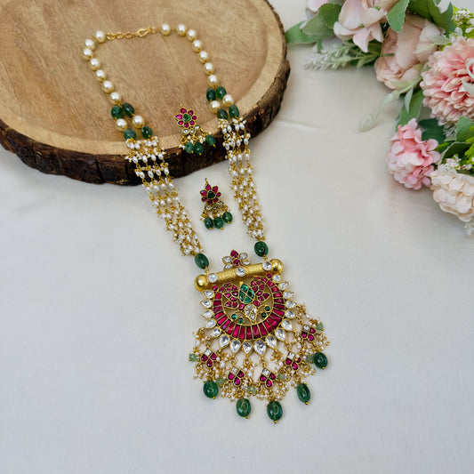 Jadau Mid Length Necklace Set