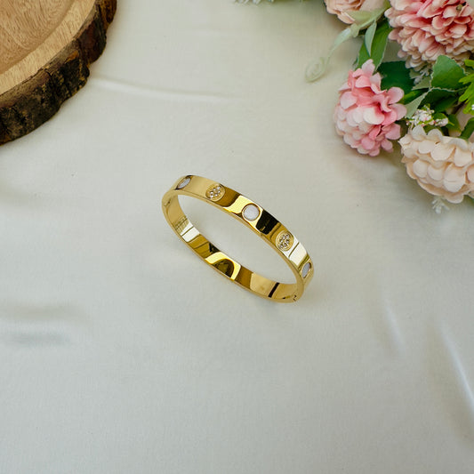 Oval Diamond and MOP Tarnish Free Bracelet