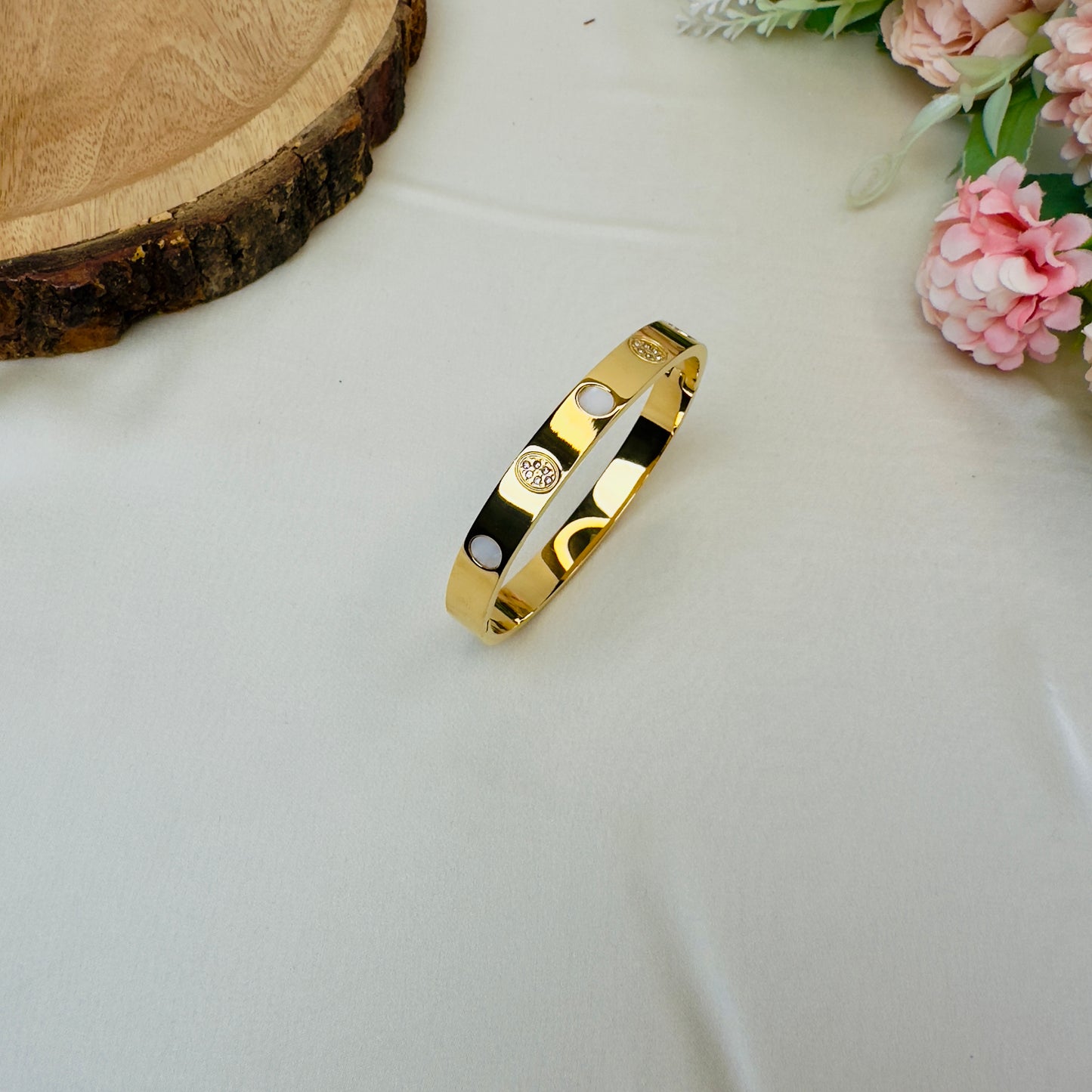 Oval Diamond and MOP Tarnish Free Bracelet