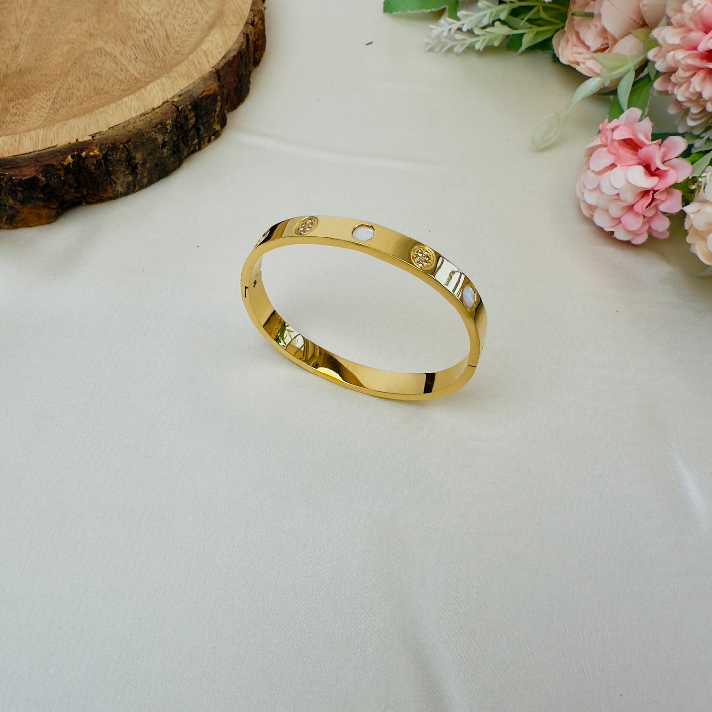 Oval Diamond and MOP Tarnish Free Bracelet
