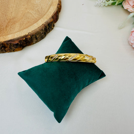 AD Lining Tarnish Free Bracelet