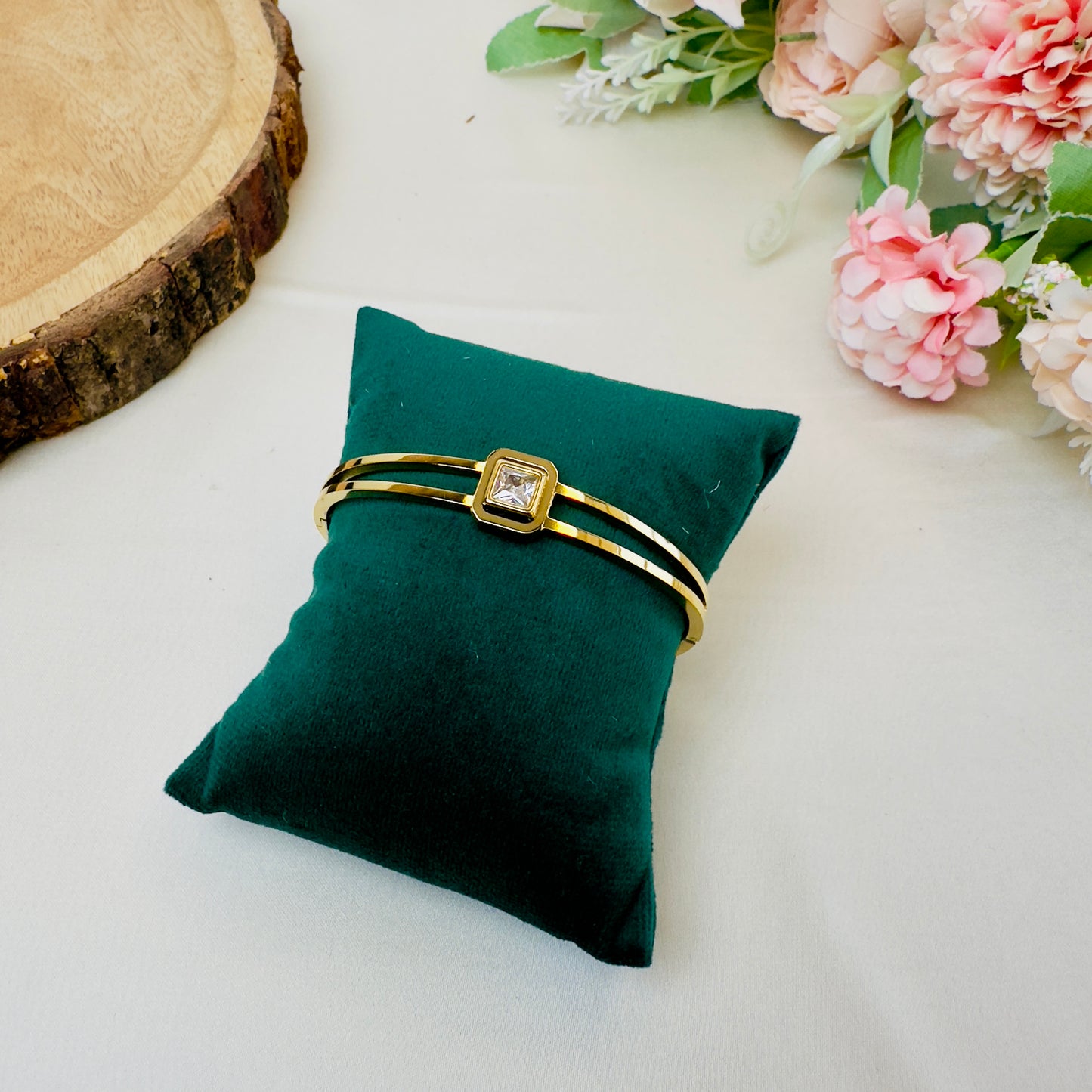Single Solitaire Tarnish Free Bracelet