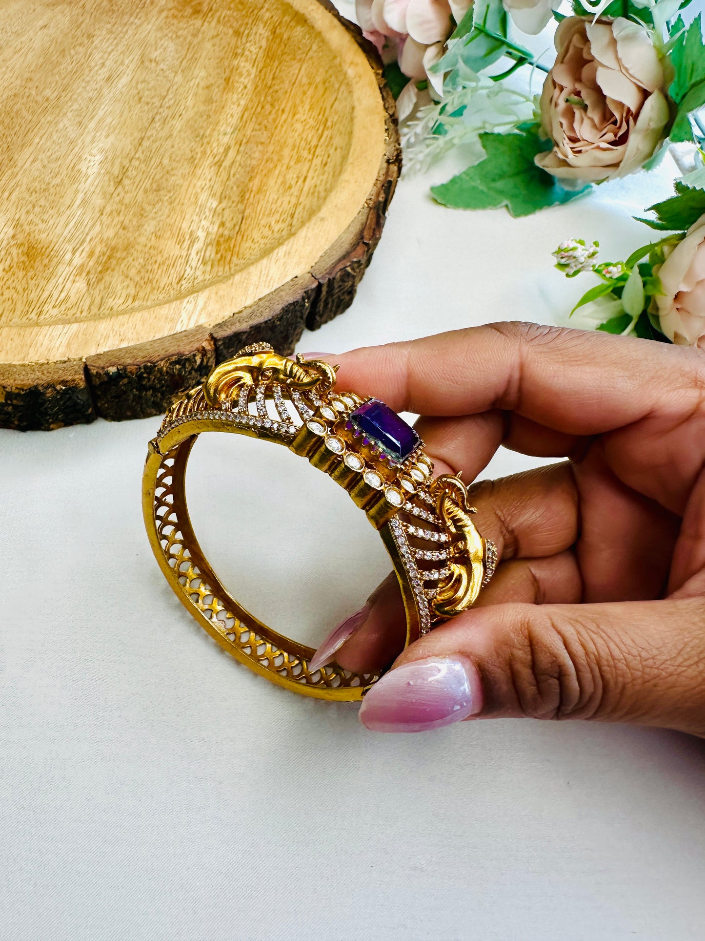 Elephant Motif Doublet Stone Bracelet
