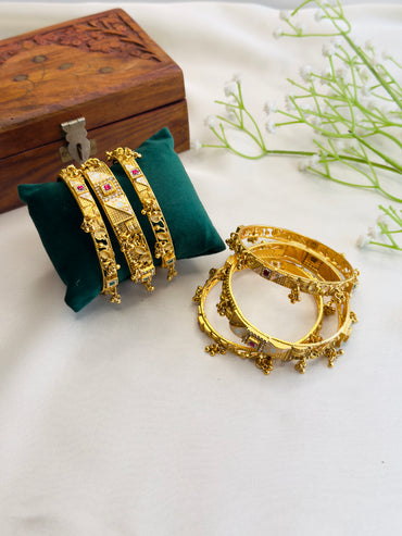 Six Bangles Set