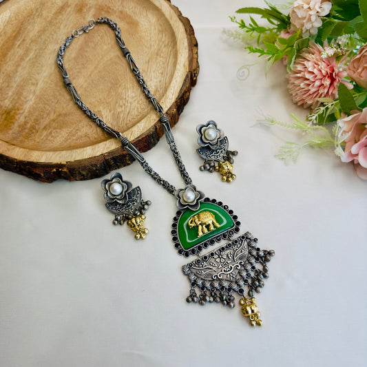 Silver Plated Green Long chain Pendant Set