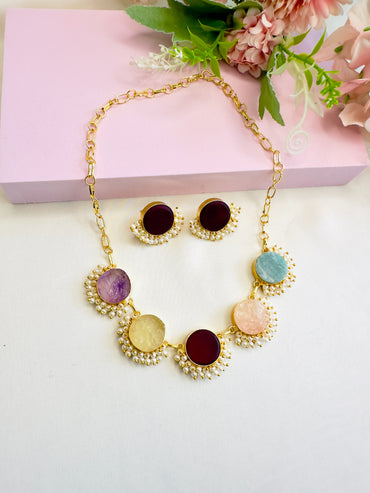 Multicolor Rough Stone Necklace Set