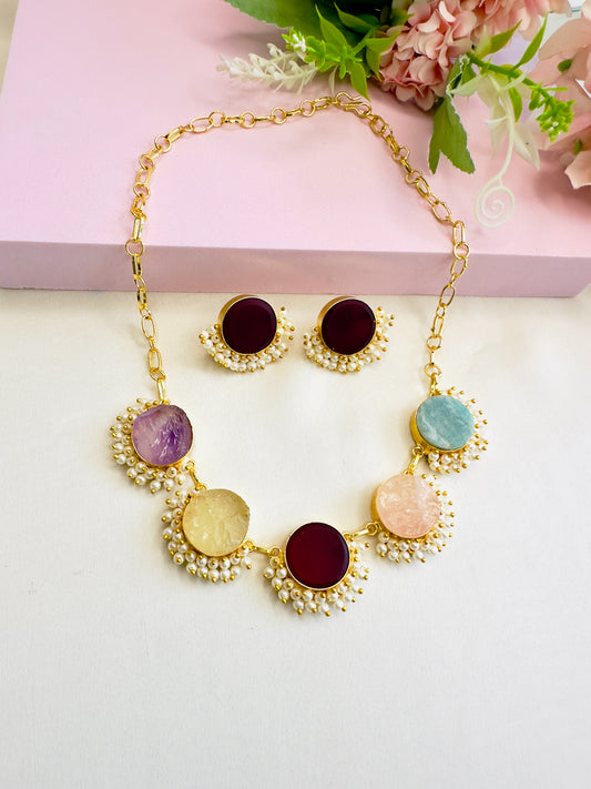 Multicolor Rough Stone Necklace Set