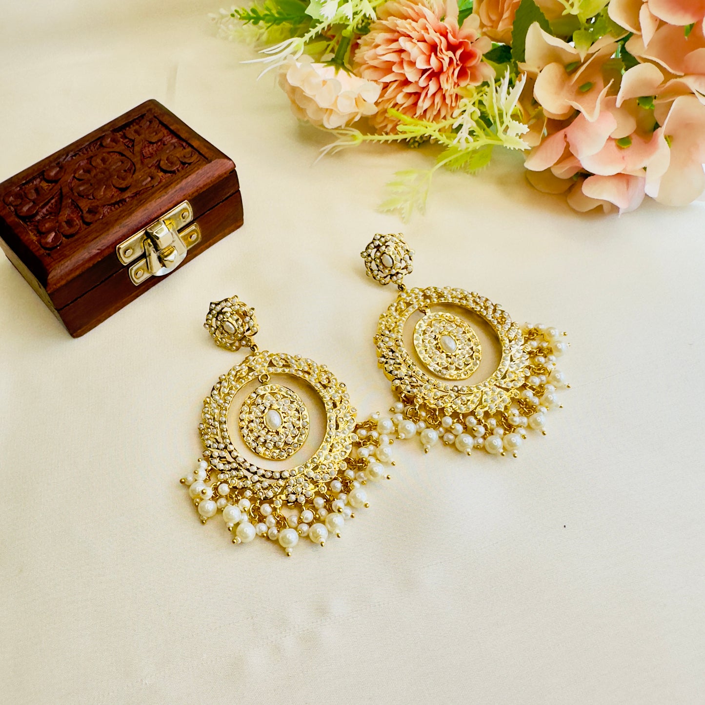 Hyderabadi Jadau Oval Shape Earrings
