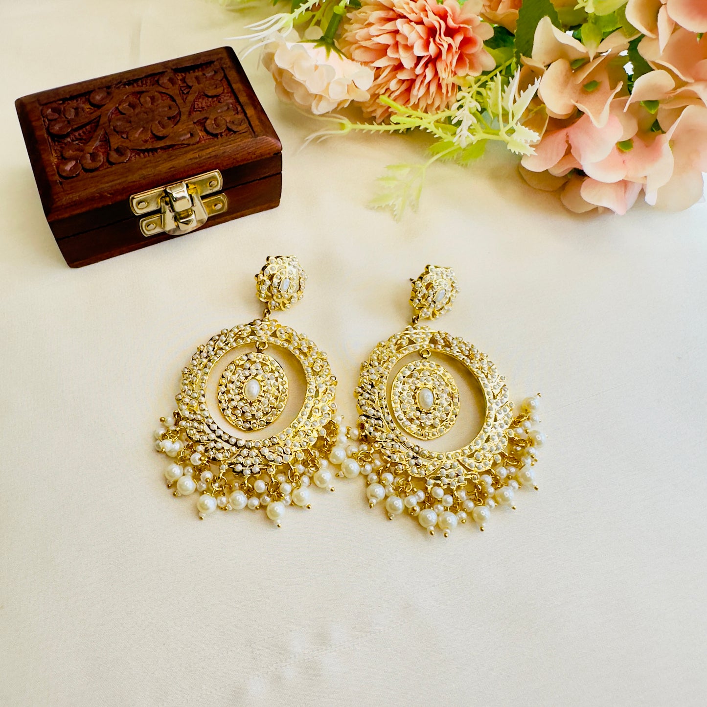 Hyderabadi Jadau Oval Shape Earrings