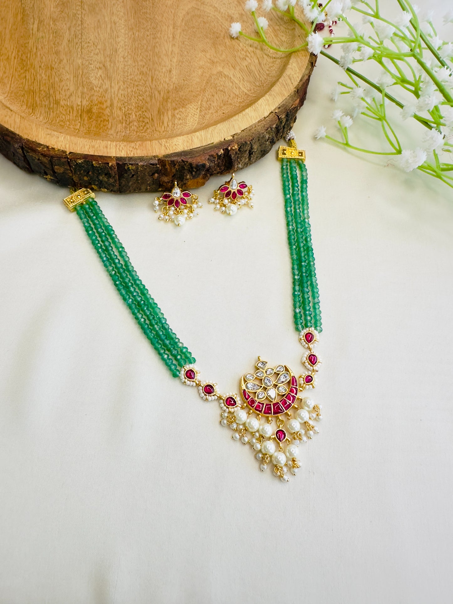 Jadau Pendant Necklace/Choker Set