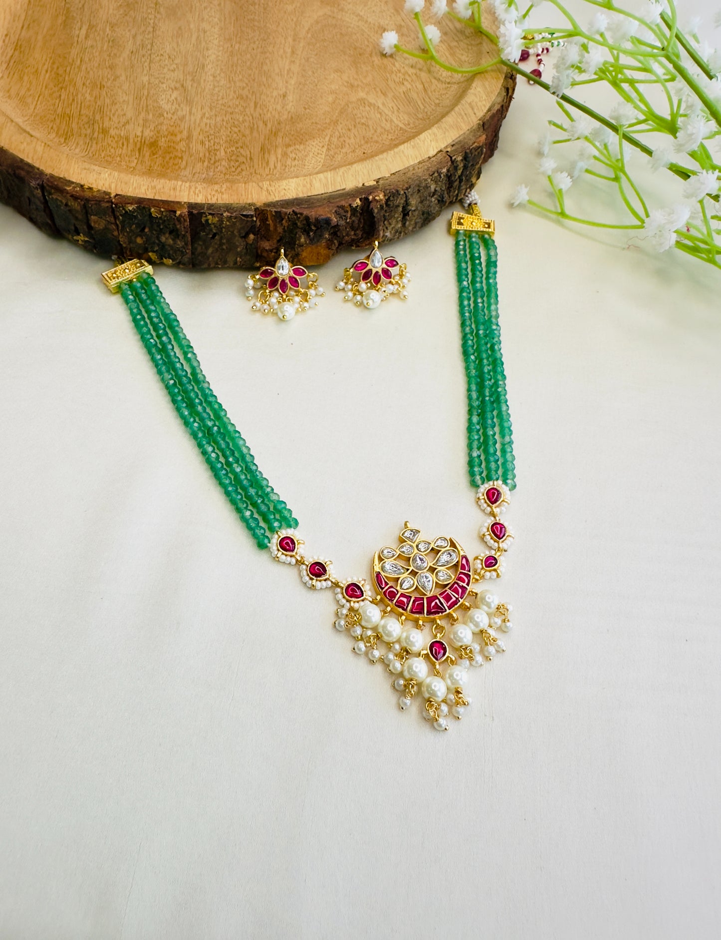 Jadau Pendant Necklace/Choker Set