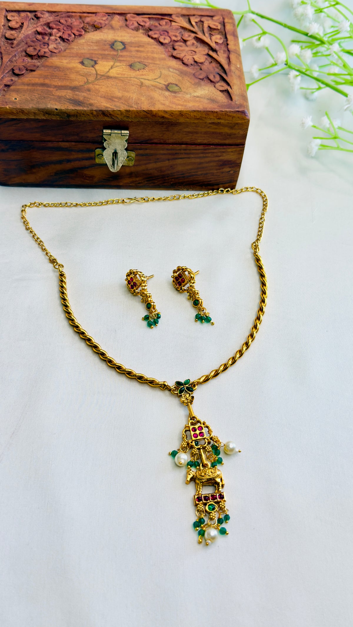 Nandi Motif Hasli Set