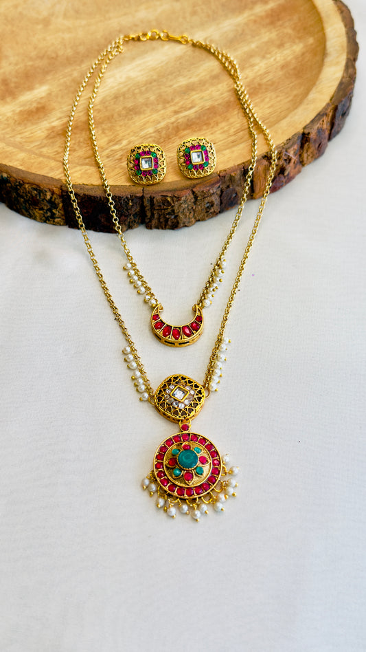 Double layer pendant set