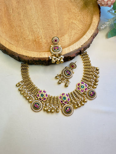 Gold Look alike Necklace Set