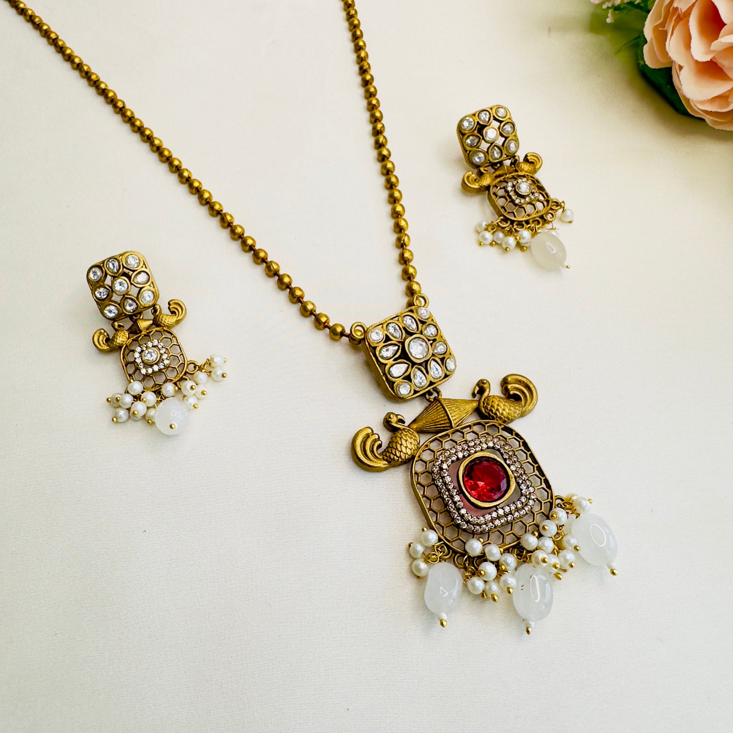 Long Apala Polish Chain Pendant with earrings