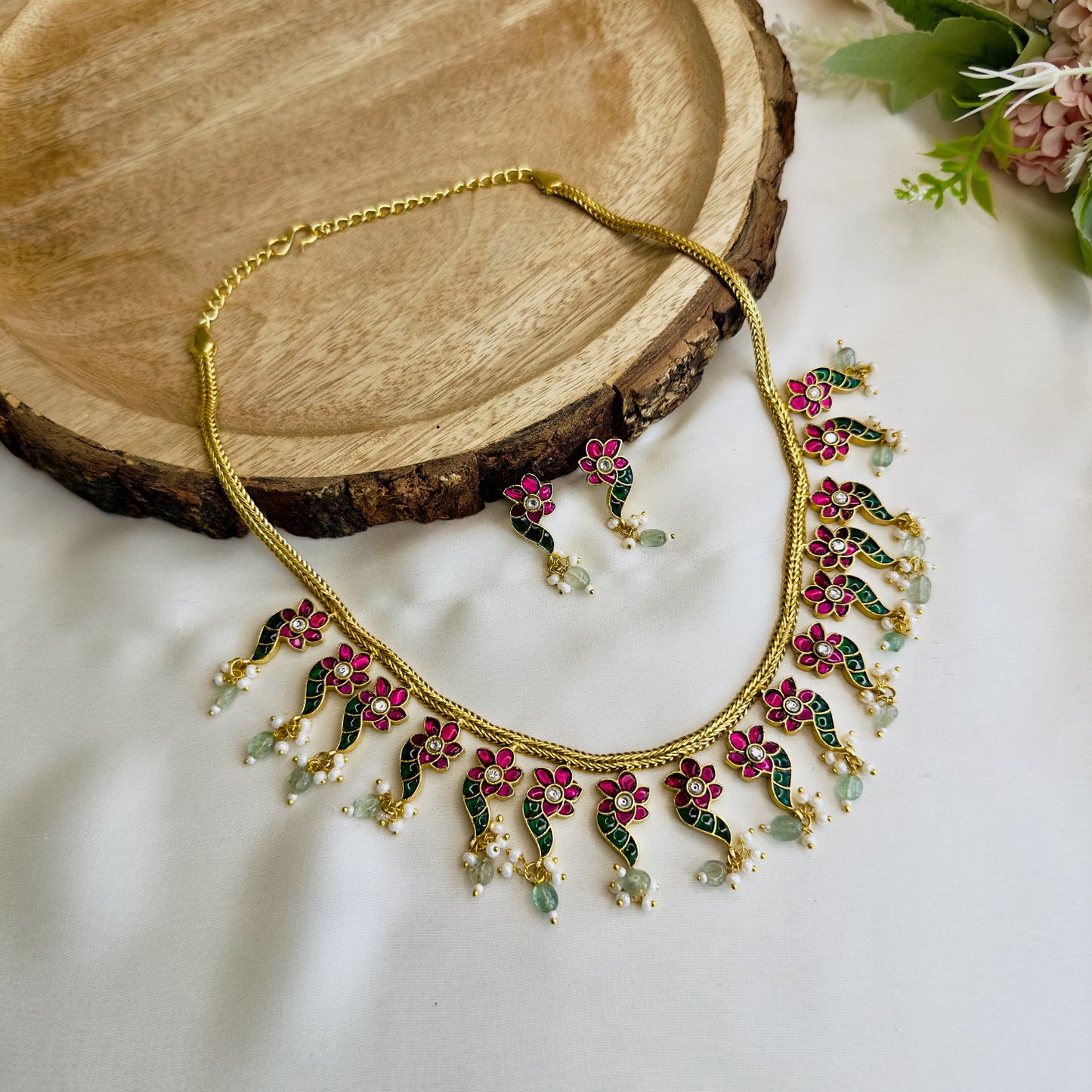 Jadau Ruby Green Necklace Set