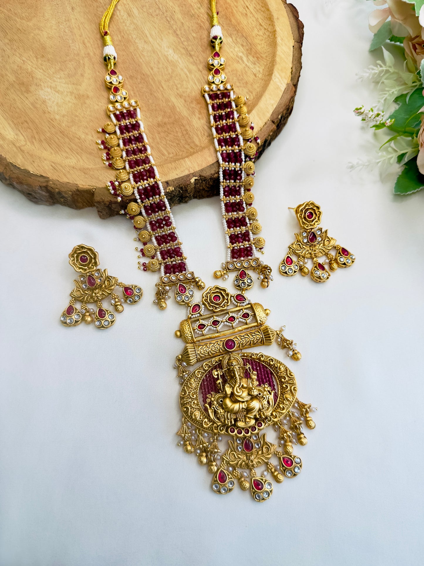 Ganapati Motif Hydro Piyoyee Necklace Set