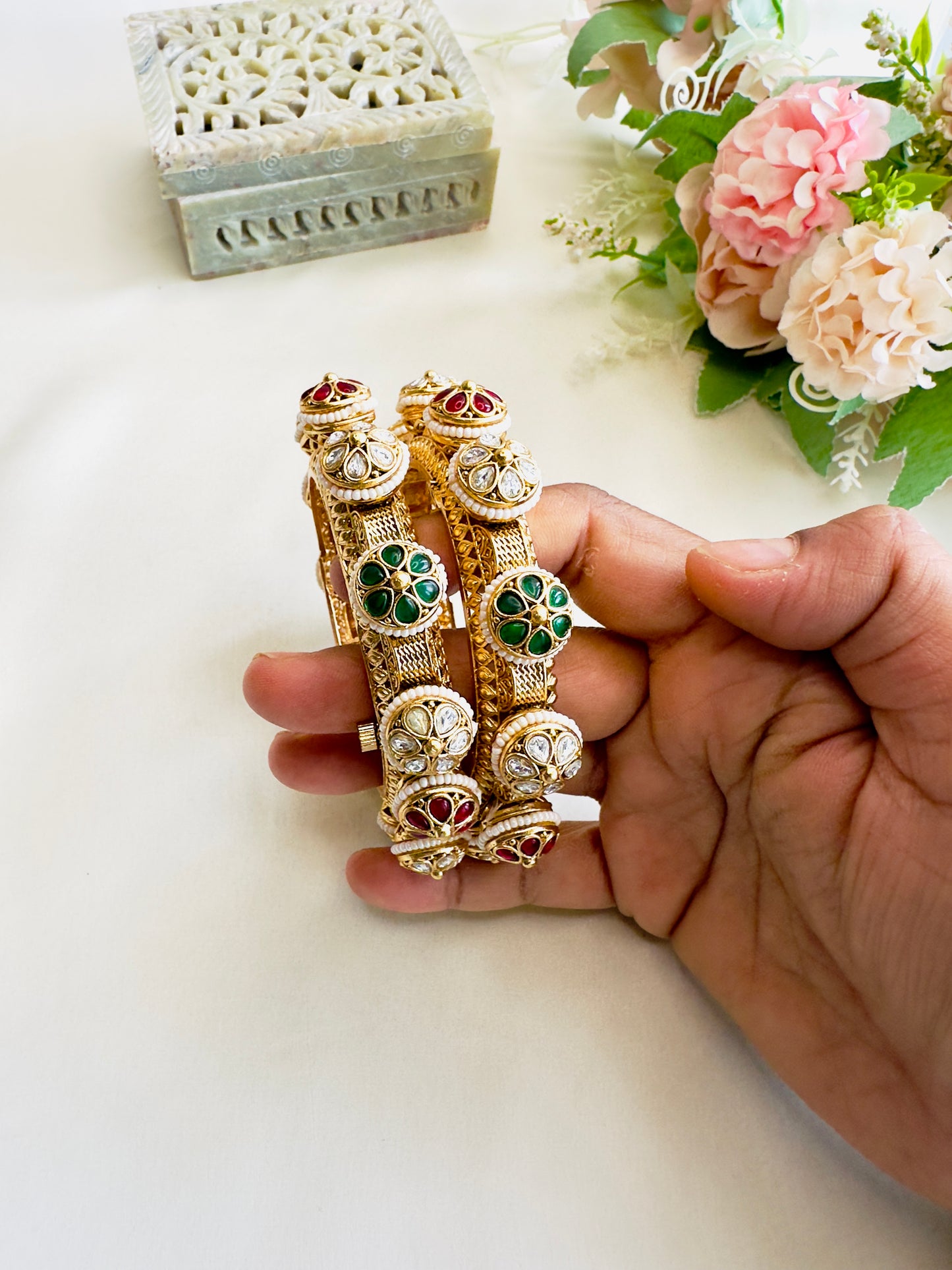 Multicolor Pacheli pattern bangles