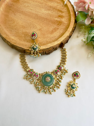 Colorful Center Stone Necklace Set