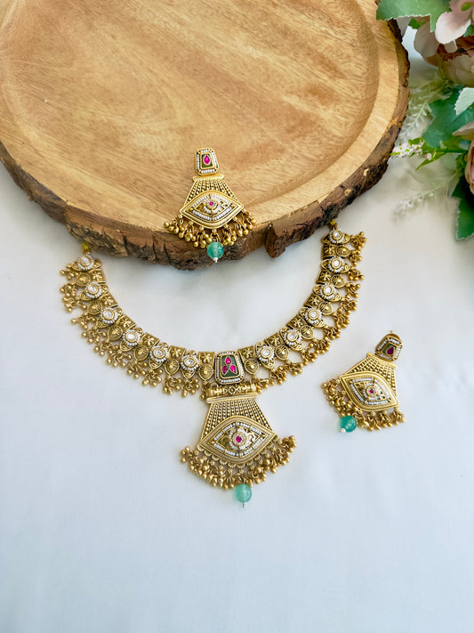 Beautiful Pendent Rajawadi Necklace Set