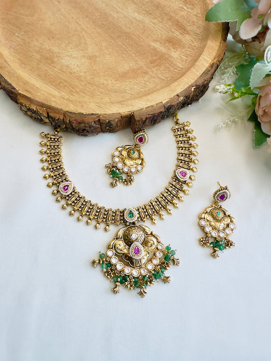 Rajwadi Center Pendent Necklace Set