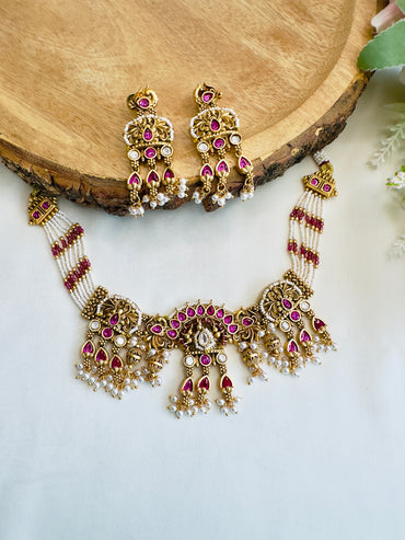 Beautiful Carving Peacock Design Necklace Set
