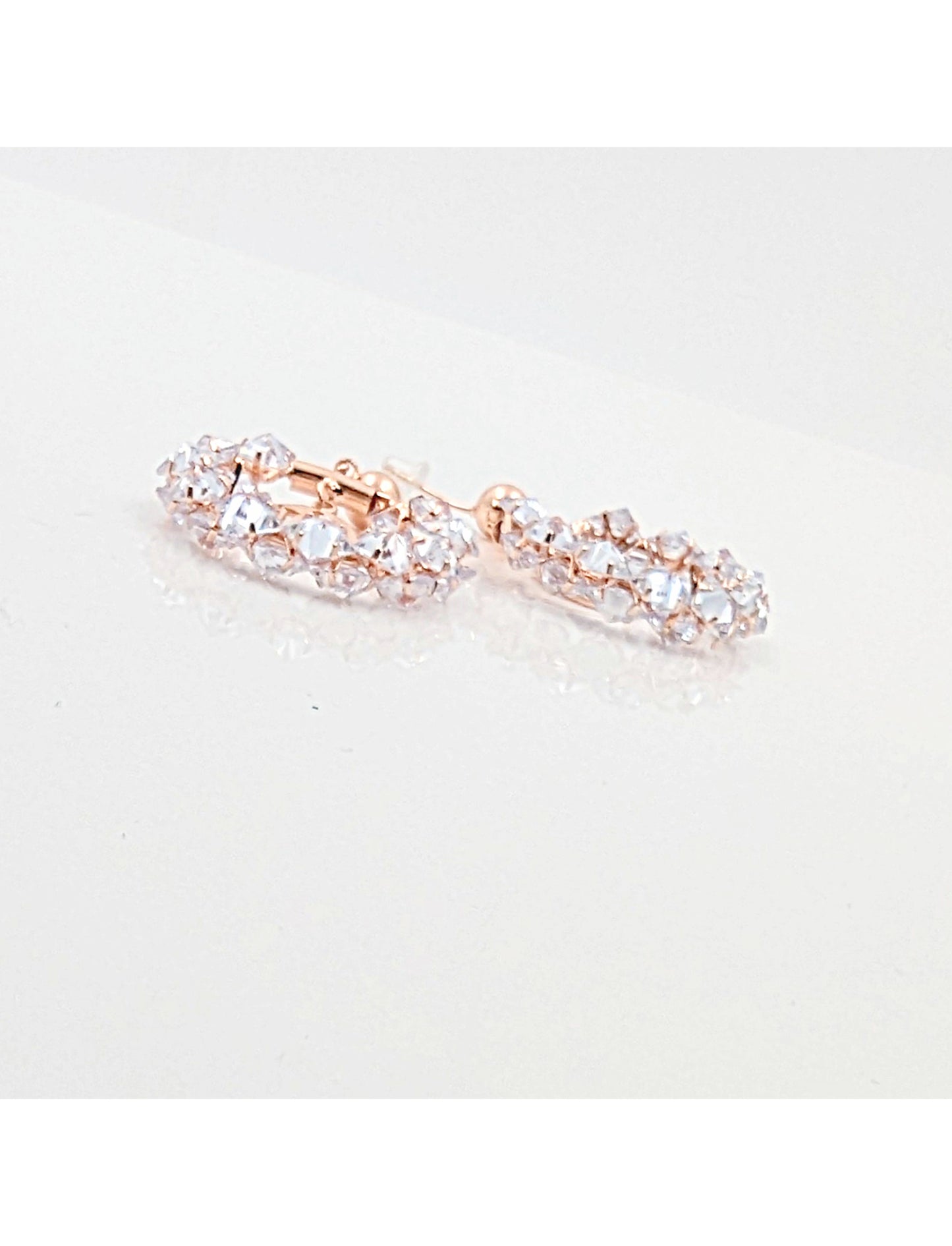 Rose Gold crystal round shape dangler