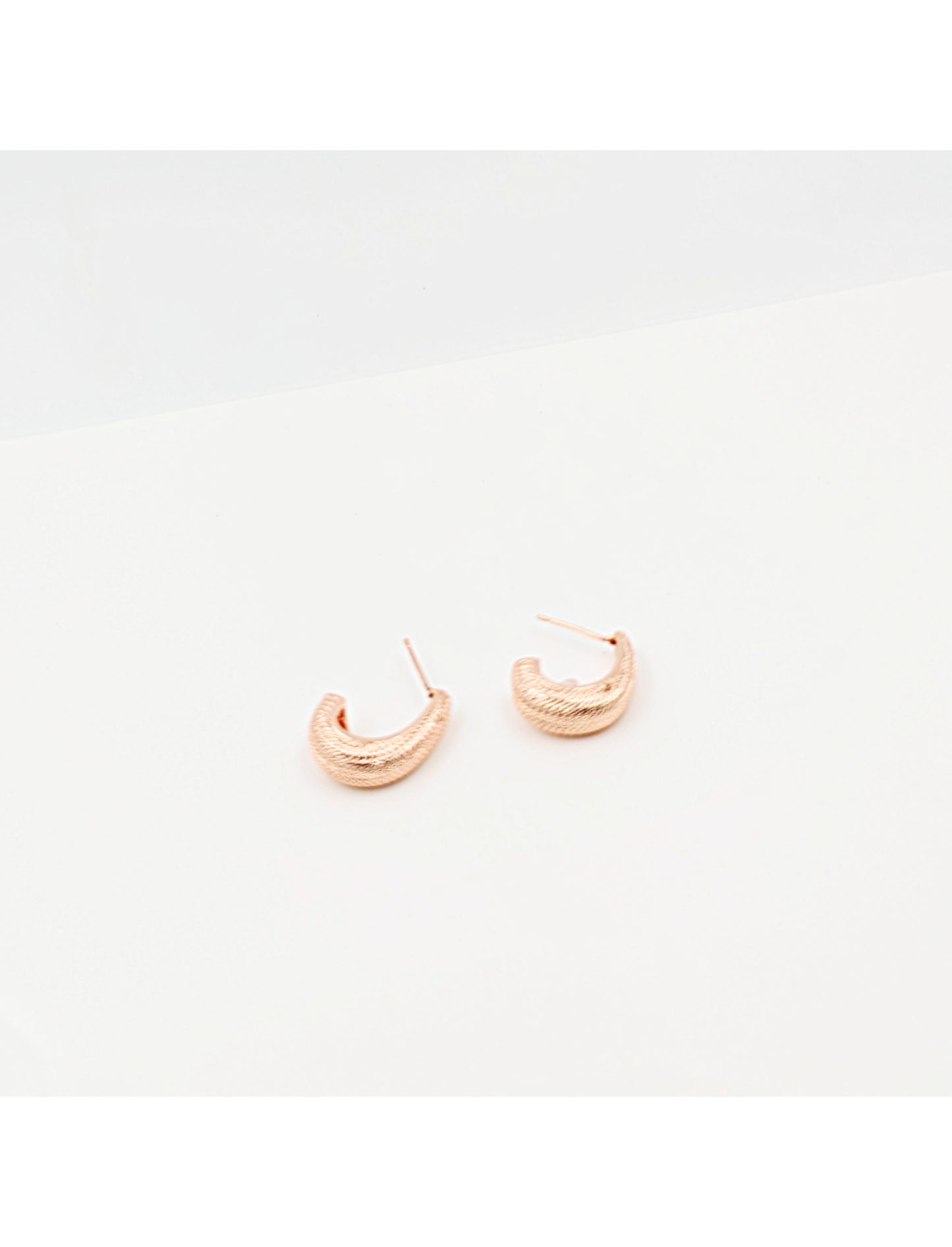 Rose Gold loop hoop earring