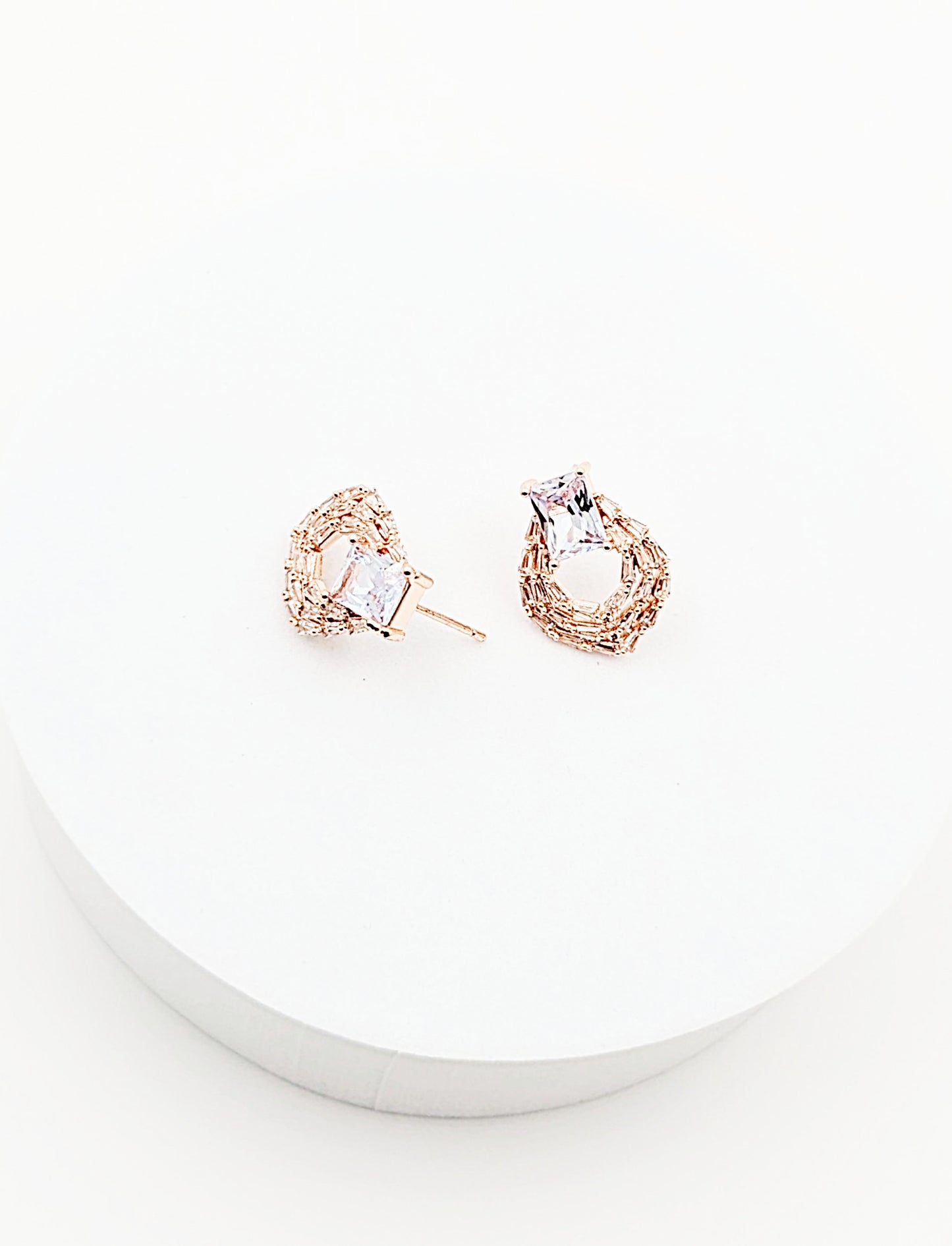 Rose Gold  Earring Gemstone Glossy hoop shiny stone earring