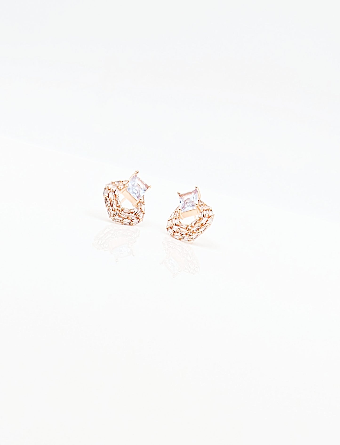 Rose Gold  Earring Gemstone Glossy hoop shiny stone earring