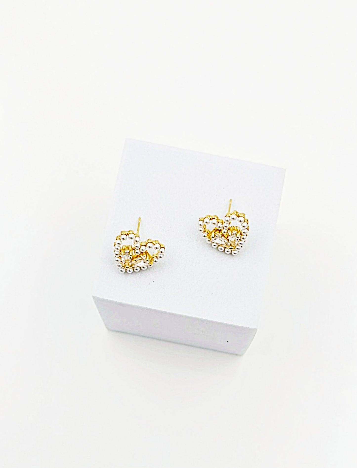 Golden Pearl Diamond double heart stud earring