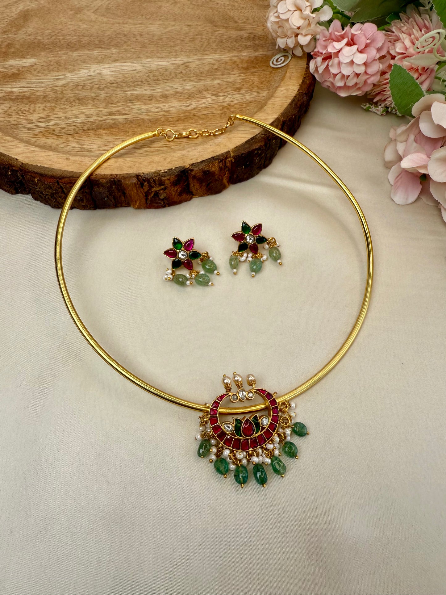Jadau Pendant Hasli Set