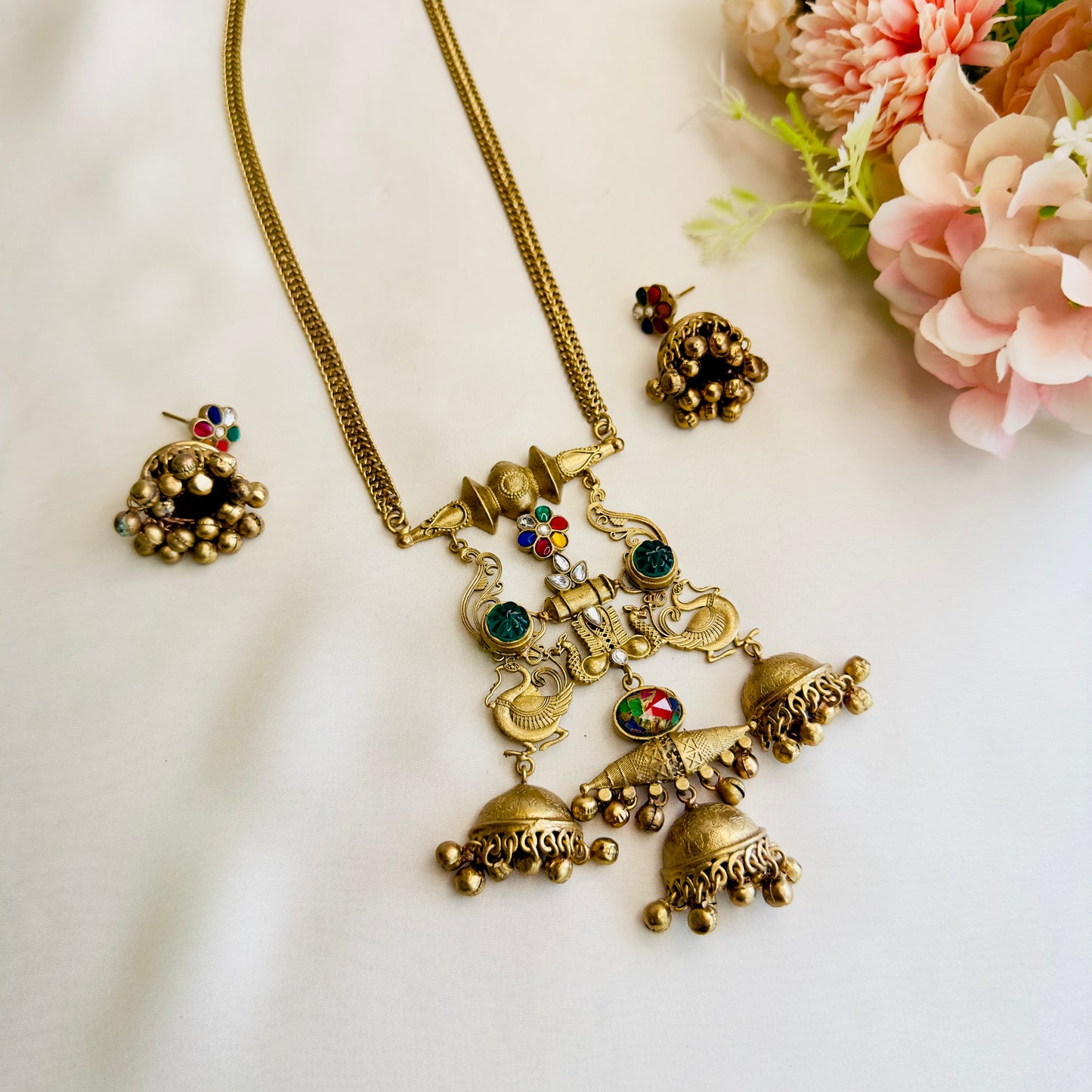 Kundan Semi precious stone necklace