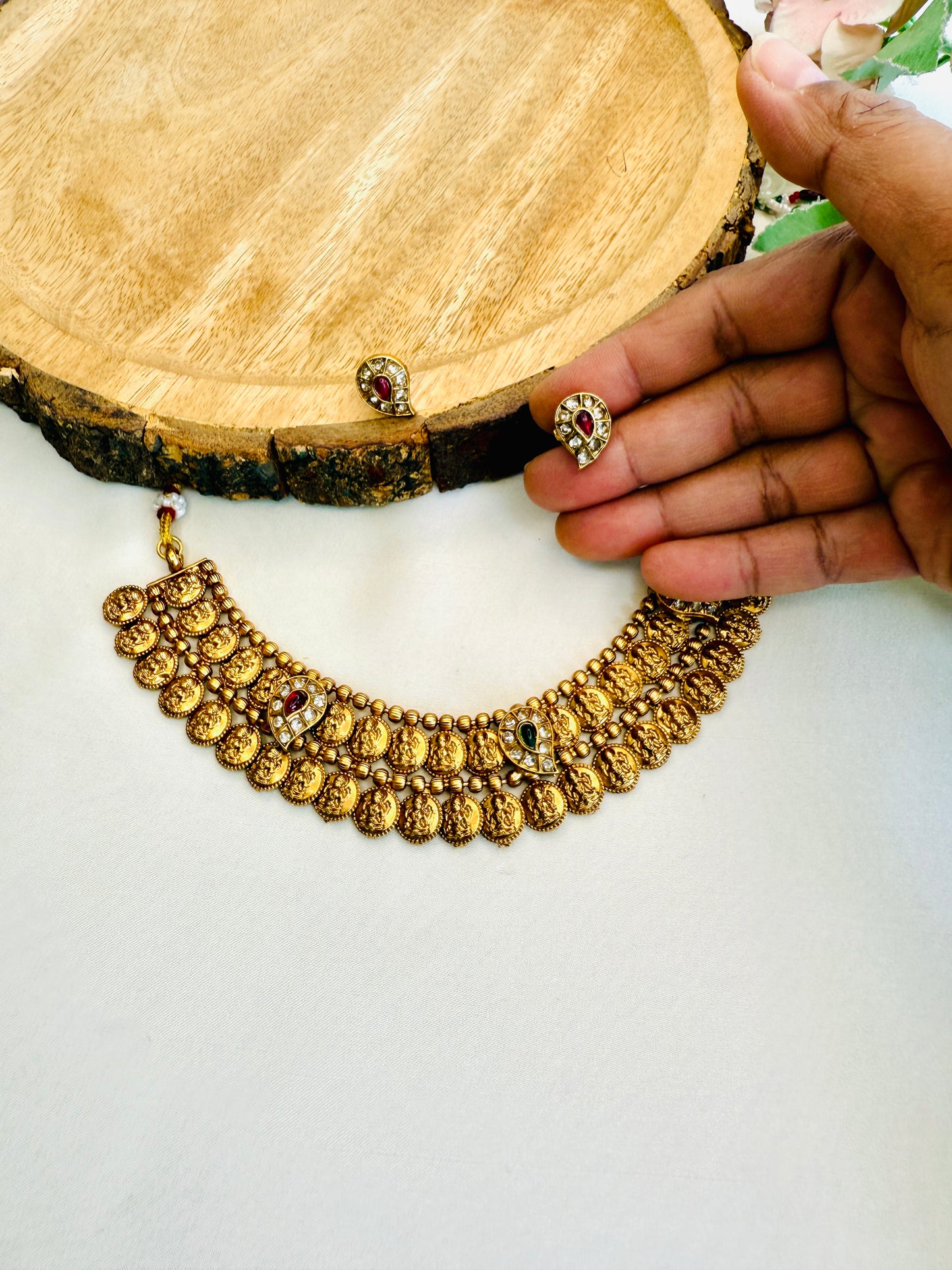 Temple Necklace Set