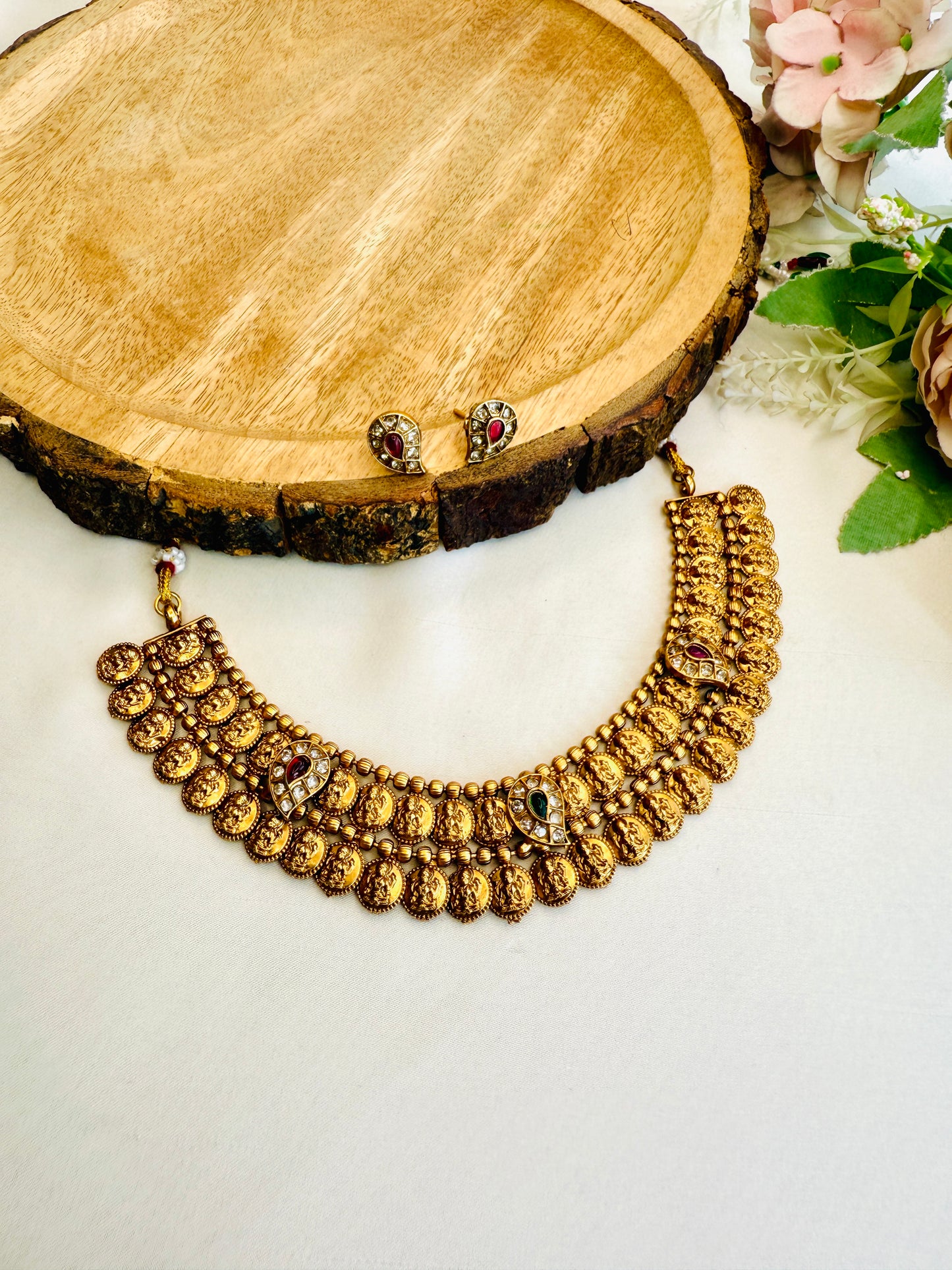 Temple Necklace Set