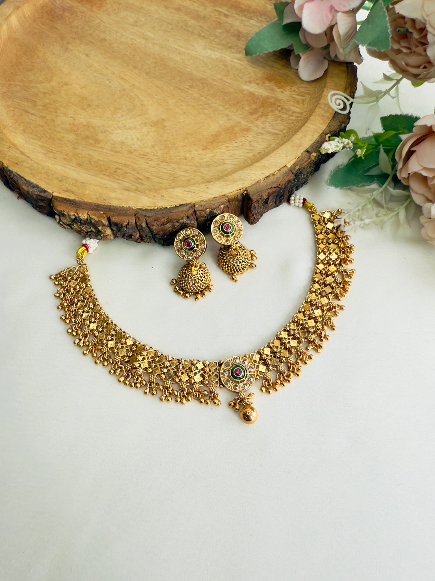Chandan Har Necklace Set