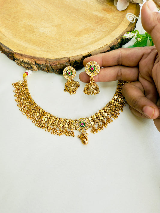 Chandan Har Necklace Set