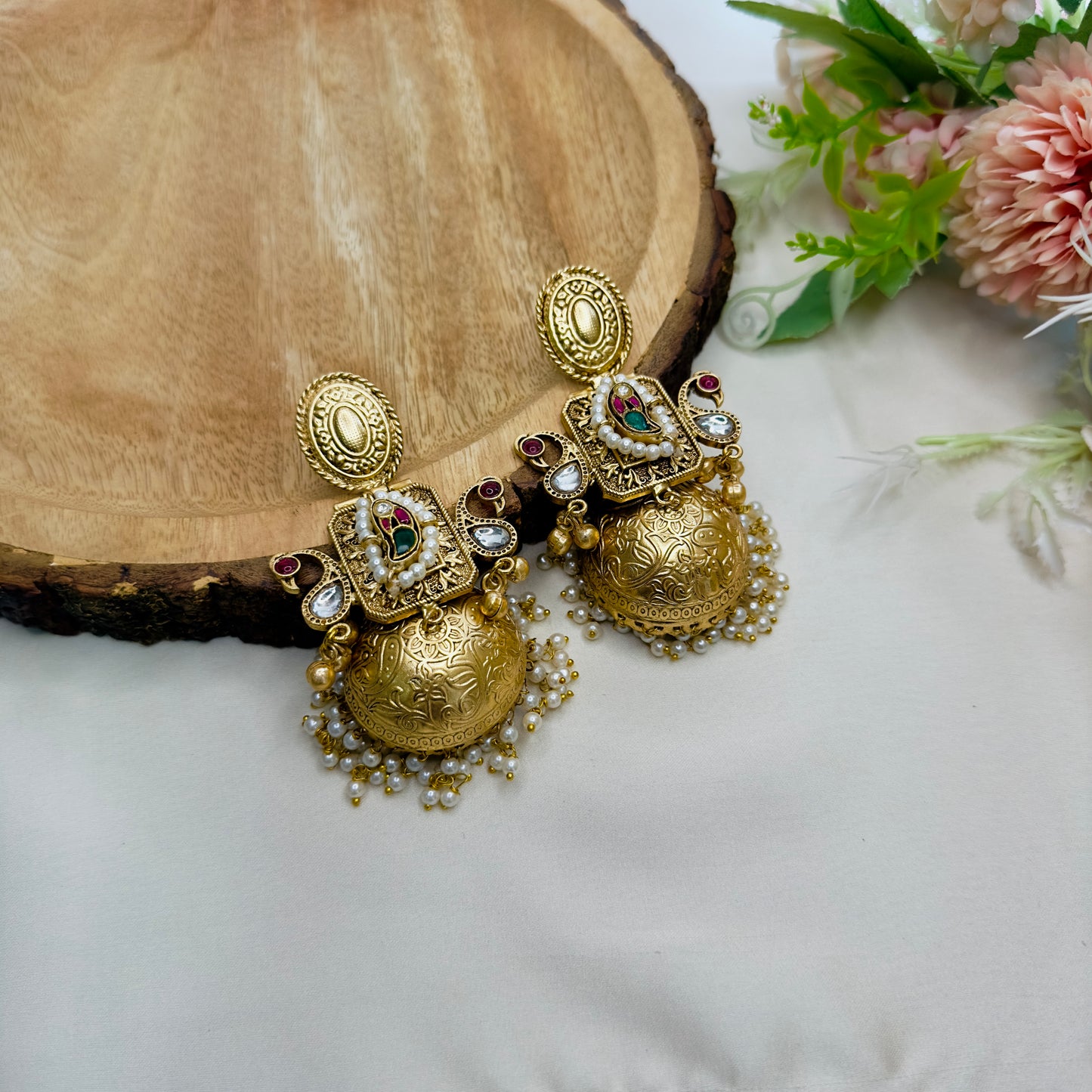 Golden Mid Length Pachi Kundan Jhumka Earrings