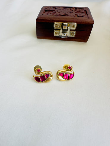 Swan Jadau Studs