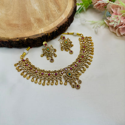 Beautiful Intricate Design Necklace Set