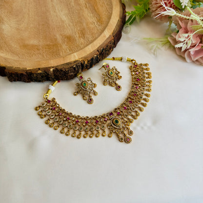 Beautiful Intricate Design Necklace Set