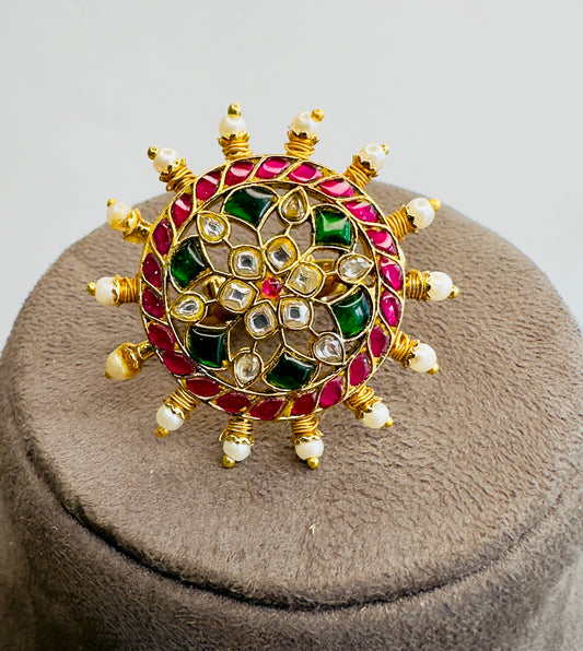 Jadau Mid size Ring