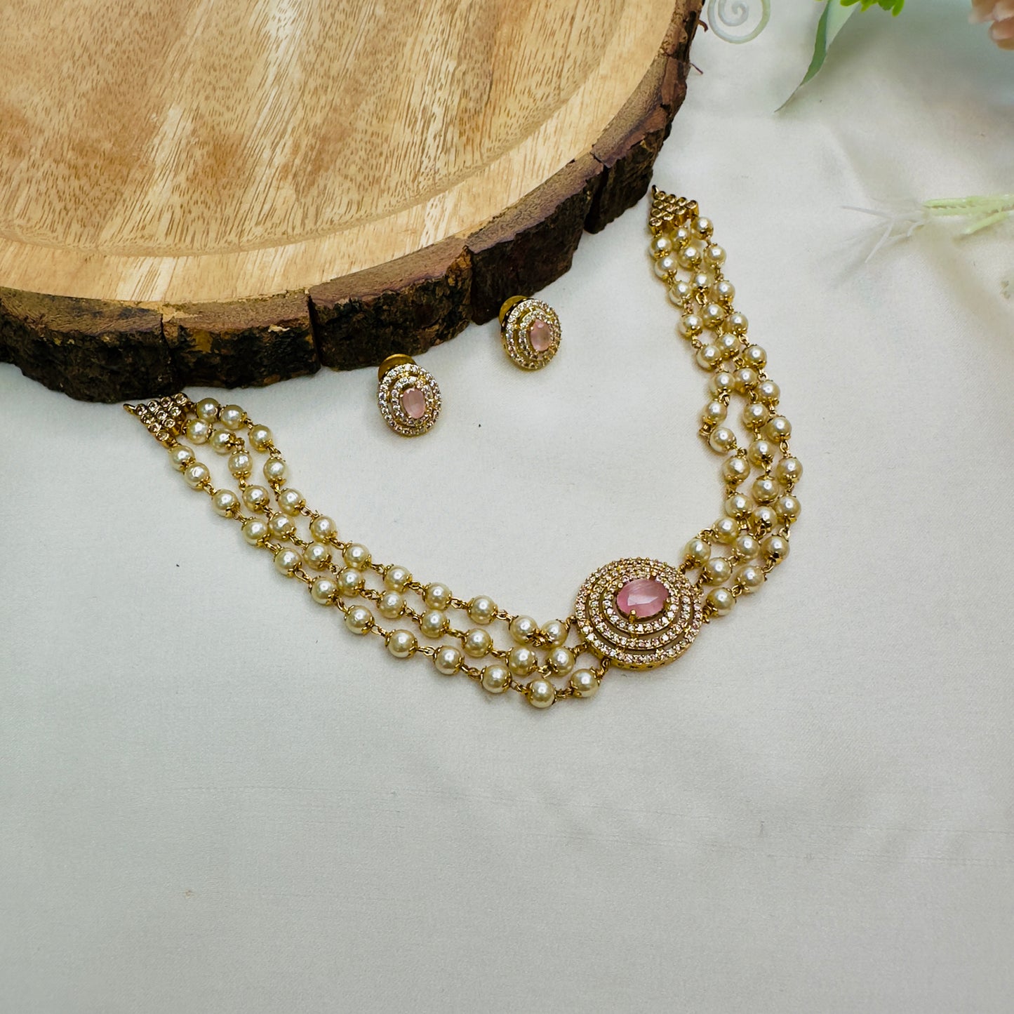 AD Pendant with 3 Layer Pearl Choker Set